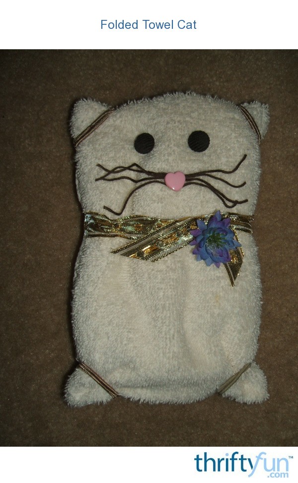 Folded Towel Cat ThriftyFun