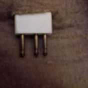 Three prong electric blanket connector.
