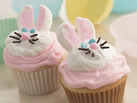 Easter bunny cupcakes.