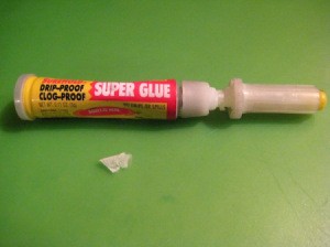 Super Glue To Repair A Cracked Fingernail