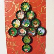 Bottlecap Christmas tree magnets.