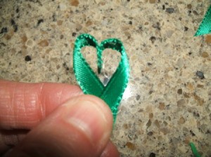 Ribbon Shamrock Pin Step 4