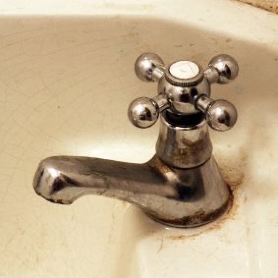 Removing Rust Stains from a Sink ThriftyFun