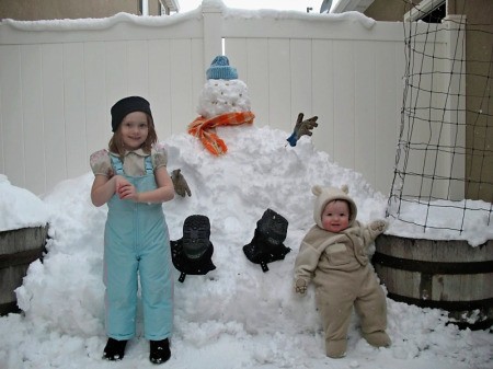 Snow Drift Snowman