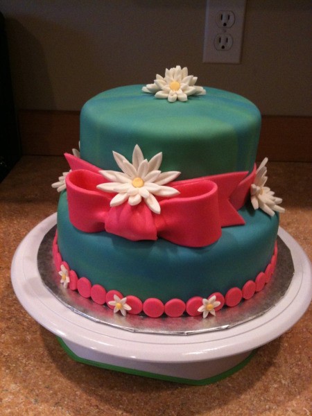 Tiered Daisy Cake