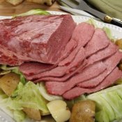 Platter of corned beef and cabbage.