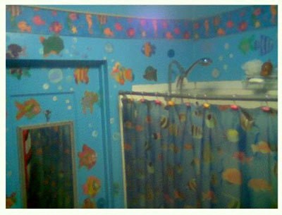 Fish Theme Bathroom in blues with primary colors