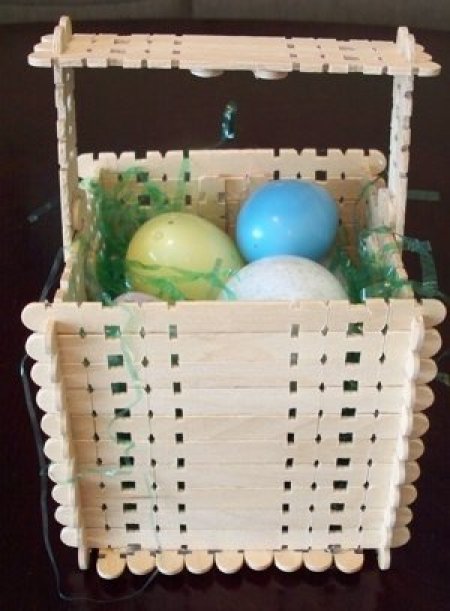 Homemade Easter Baskets | ThriftyFun