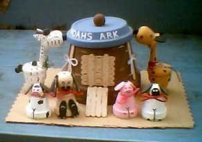 Clay pot Noah's ark