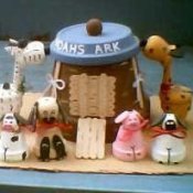Clay pot Noah's ark