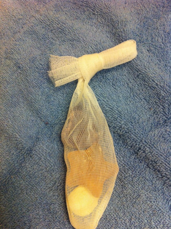 Reuse Garlic Bag as Soap Bag