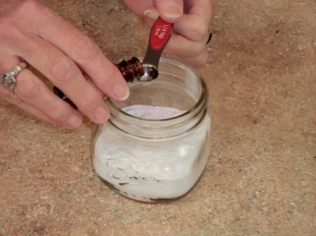 Adding essential oil to baking soda