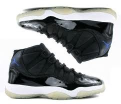 Black Jordan's athletic shoes.
