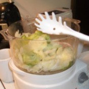 Using a spaghetti server for cooked cabbage