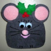 Felt mouse pin.