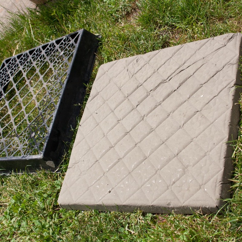 Easy Concrete Stepping Stones | ThriftyFun