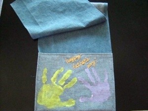 Father's Day Remote Holder - Finished holder