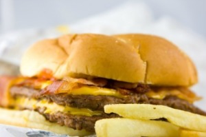 Bacon Cheeseburger With Fries