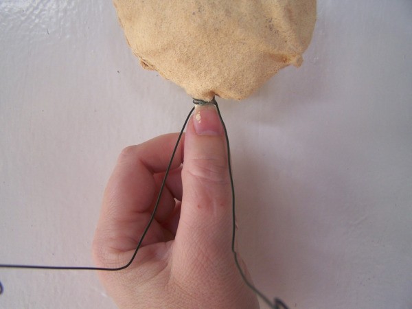 Wrapping wire for arms.