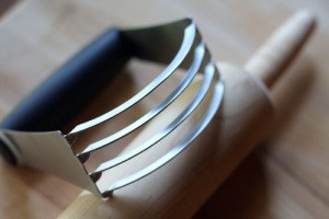 Pastry Cutter For Chopping Fruit