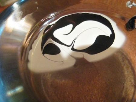 Marbled Nail Polish in Water