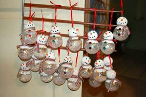 Ornaments hanging on rack.