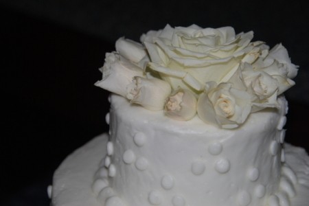 Quick Fix for A Damaged Wedding Cake