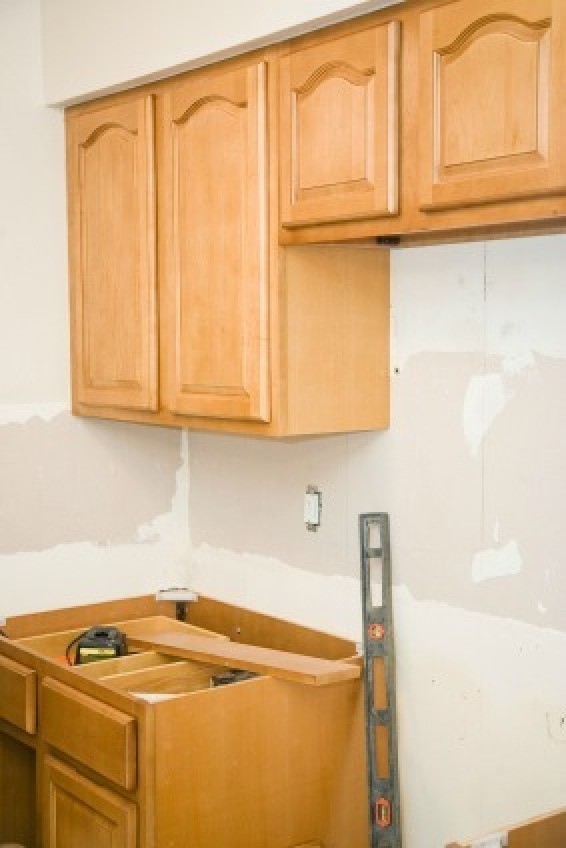 Kitchen With Maple Cabinets