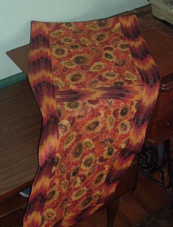 Fall color table runner.
