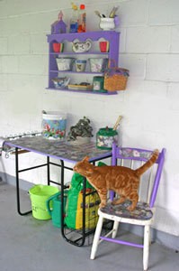 Trash-Picked Potting Station