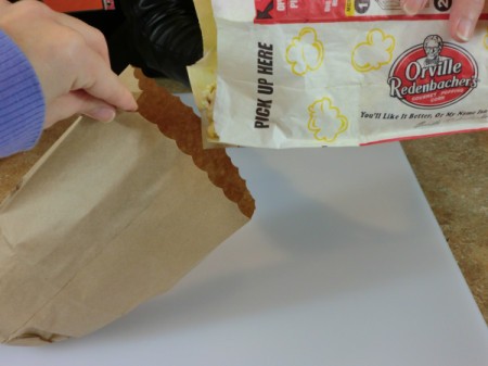 fill bag with popcorn