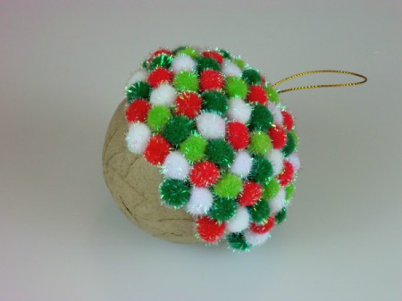 pom pom ornament 2