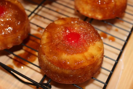finished cakes on rack