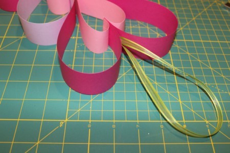 attach ribbon hanger