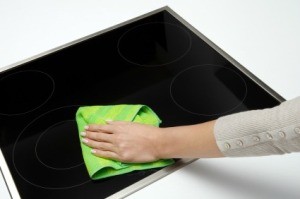 Cleaning a Smooth Cooktop Range