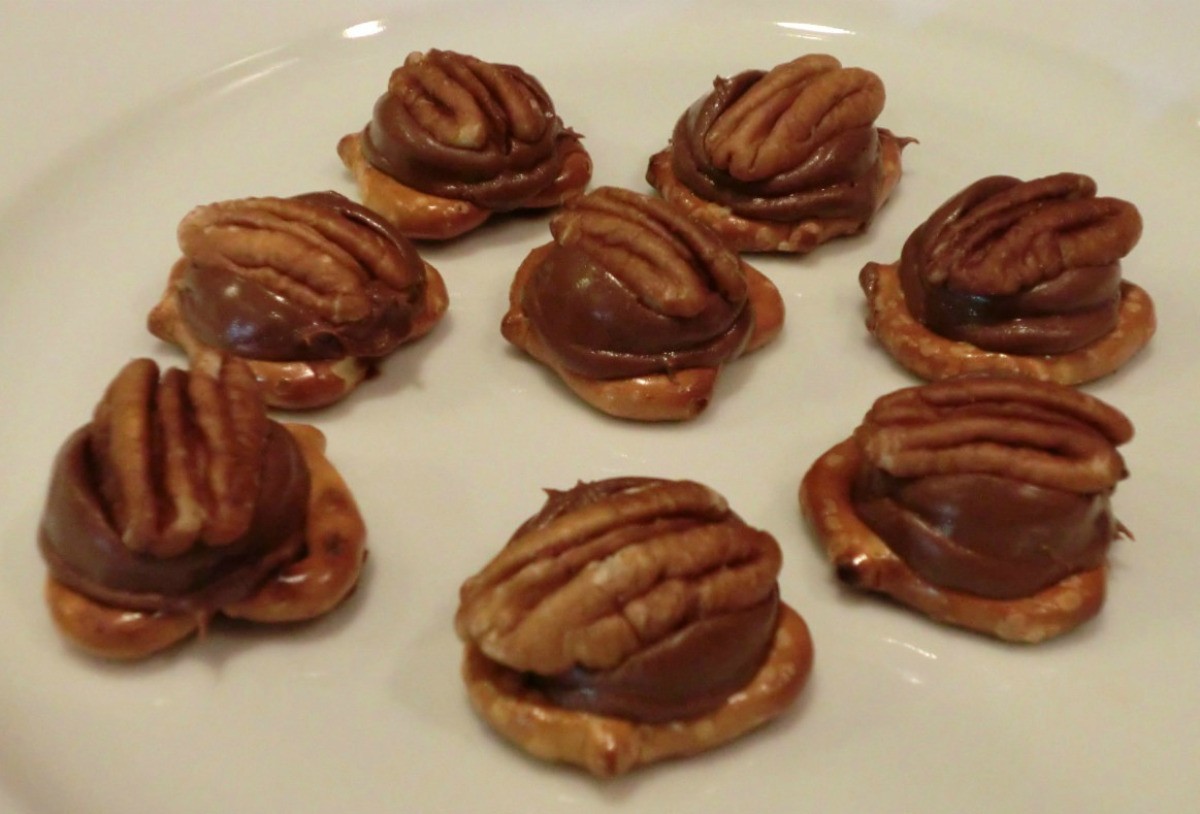 Easy Pretzel Turtles ThriftyFun   Image25120 X 