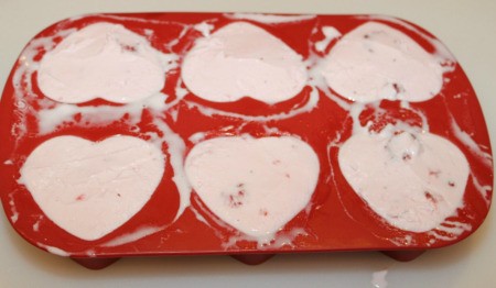 ice cream cakes in pan