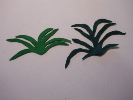 Both layers of carrot top cut from felt.