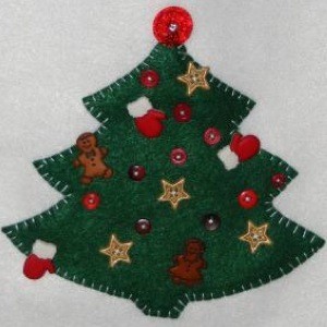 Christmas tree felt wall hanging