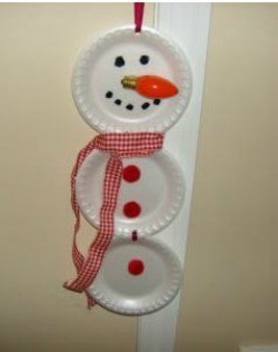 foam plate snowman with light bulb nose