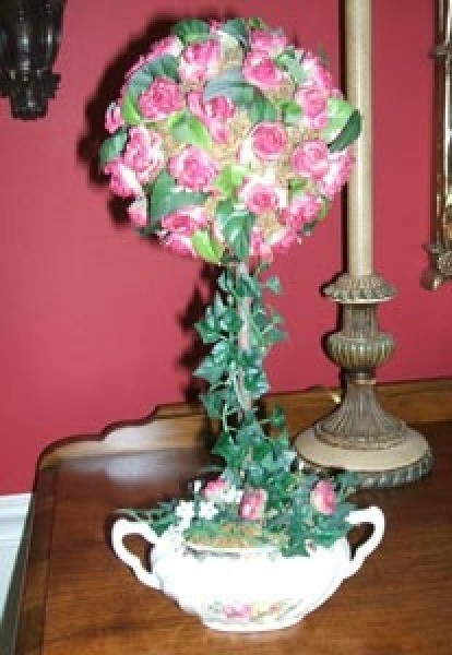 topiary with pink flowers