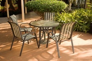Thrifty Ways to Clean Up and Repair Your Patio Furniture
