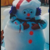 A snowman craft that resembles a mother and child.