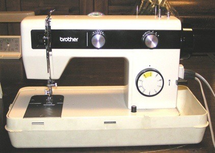 Older Brother Sewing Machine Model 730