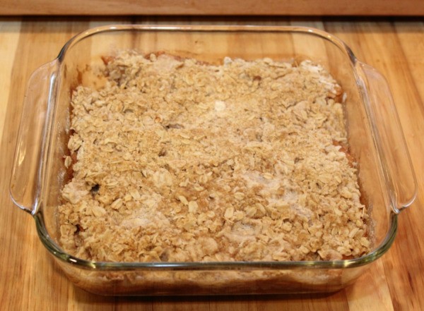 cinnamon apple crumble