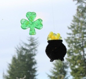 st patricks day suncatchers