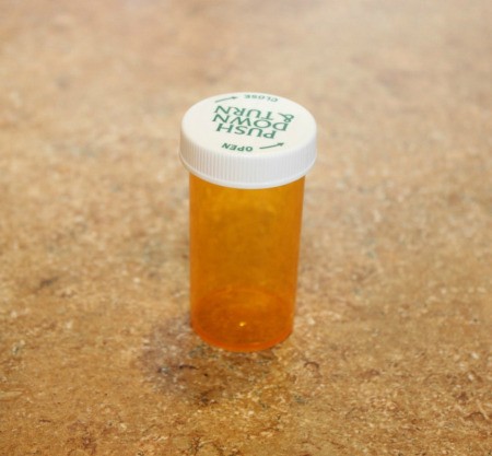 clean pill bottle