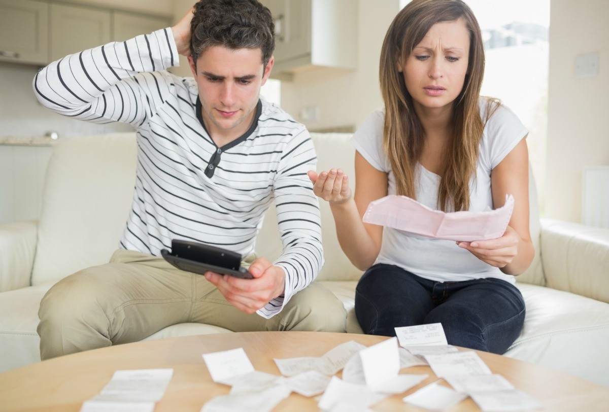 Girlfriend Pays Debt – Telegraph
