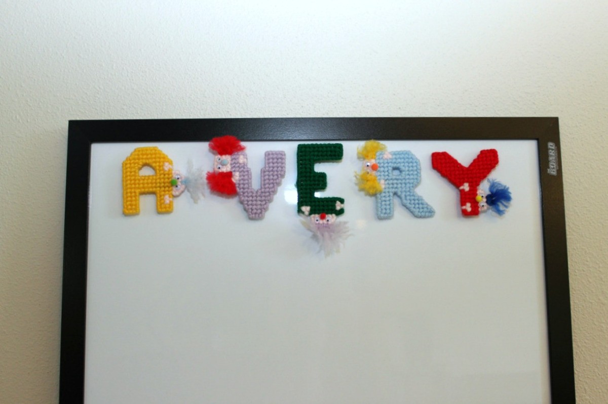 plastic-canvas-letter-magnets-thriftyfun