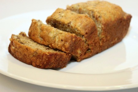 sliced banana bread